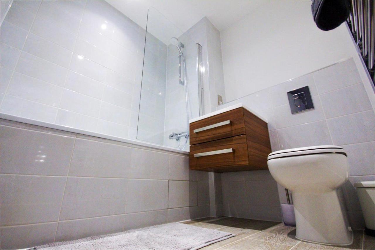 Modern 2 Bed Apartment With Central Location Birmingham Kültér fotó